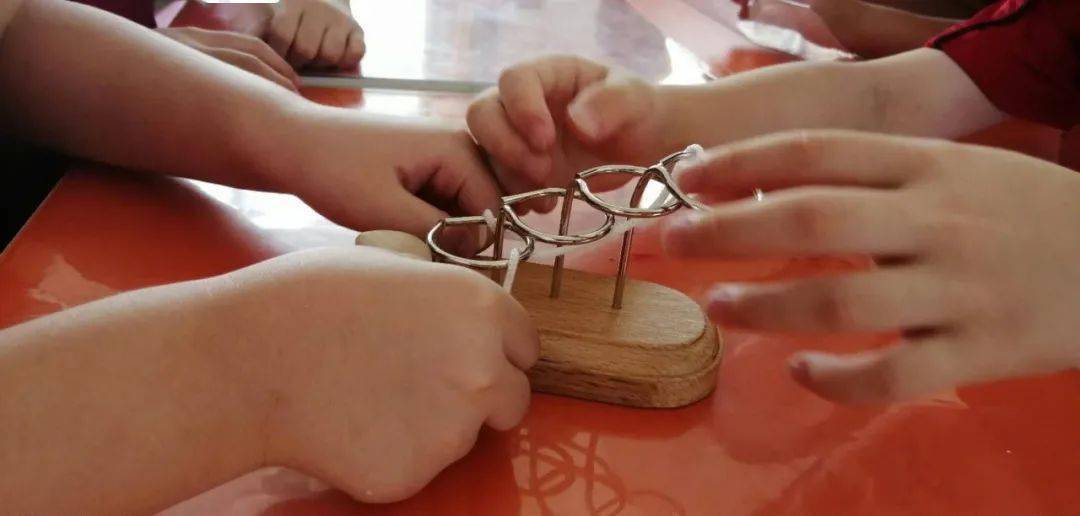 巧思妙想灵性生长厦门市火炬学校小学部数学组益智器具课堂纪实