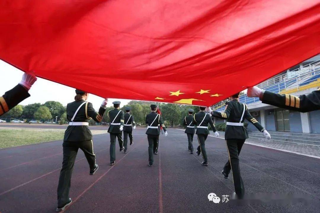 国旗班招新 | 一帜如霞火样红，五星闪耀照长空-搜狐大视野-搜狐新闻