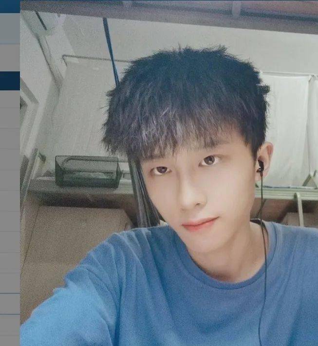 2020新生爆照第四期积攒了整个夏天的美好就为了等来你们