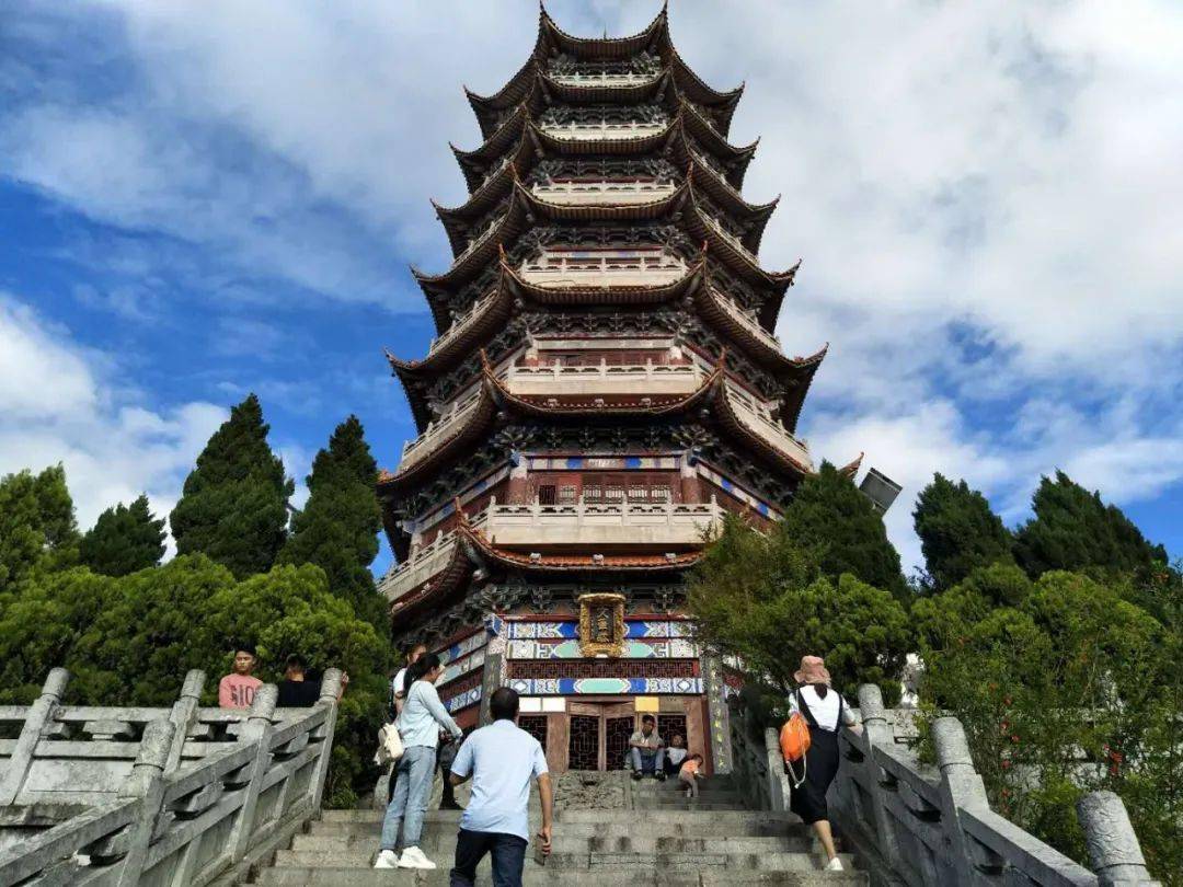 文山文笔塔大门为何紧锁?