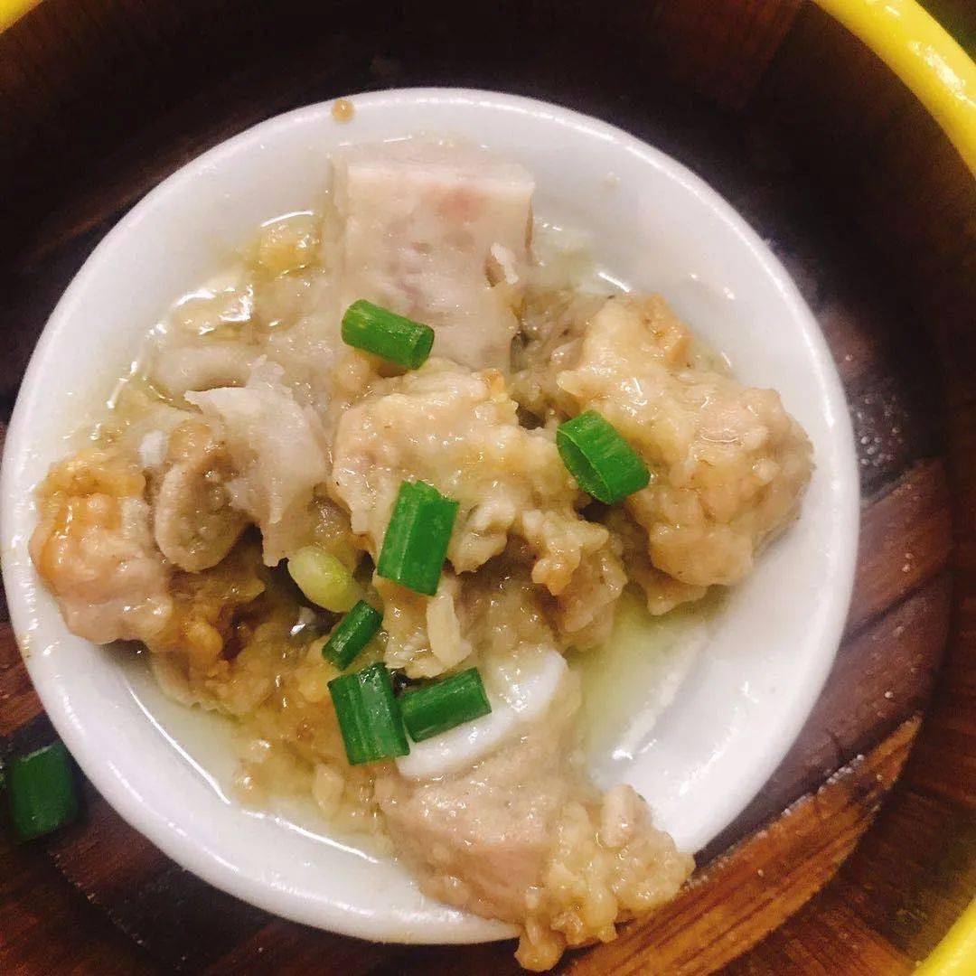 地址:葵潭工业大道24号美食街1一4号铺即葵潭工业区网吧斜对面