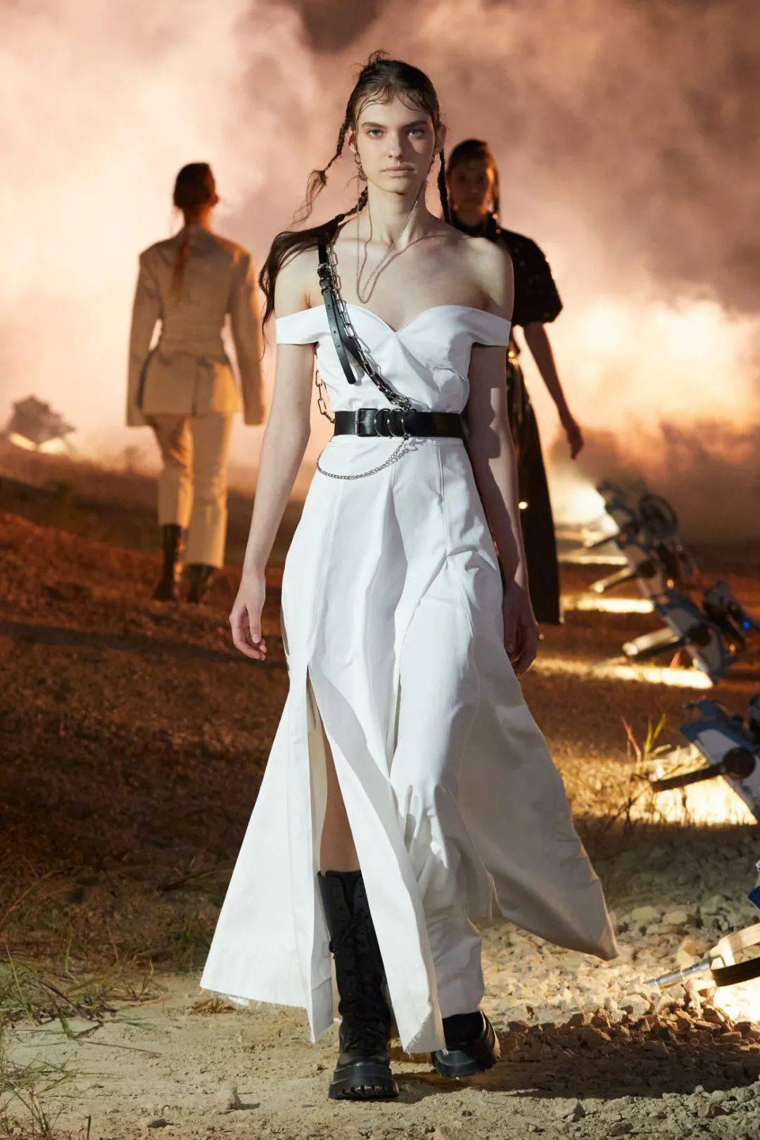 暗黑哥特式的浪漫仙裙美爆了!