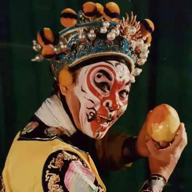 "美猴王"张四全京剧中的猴戏剧目非常多,比较有代表性的有《石猴出世