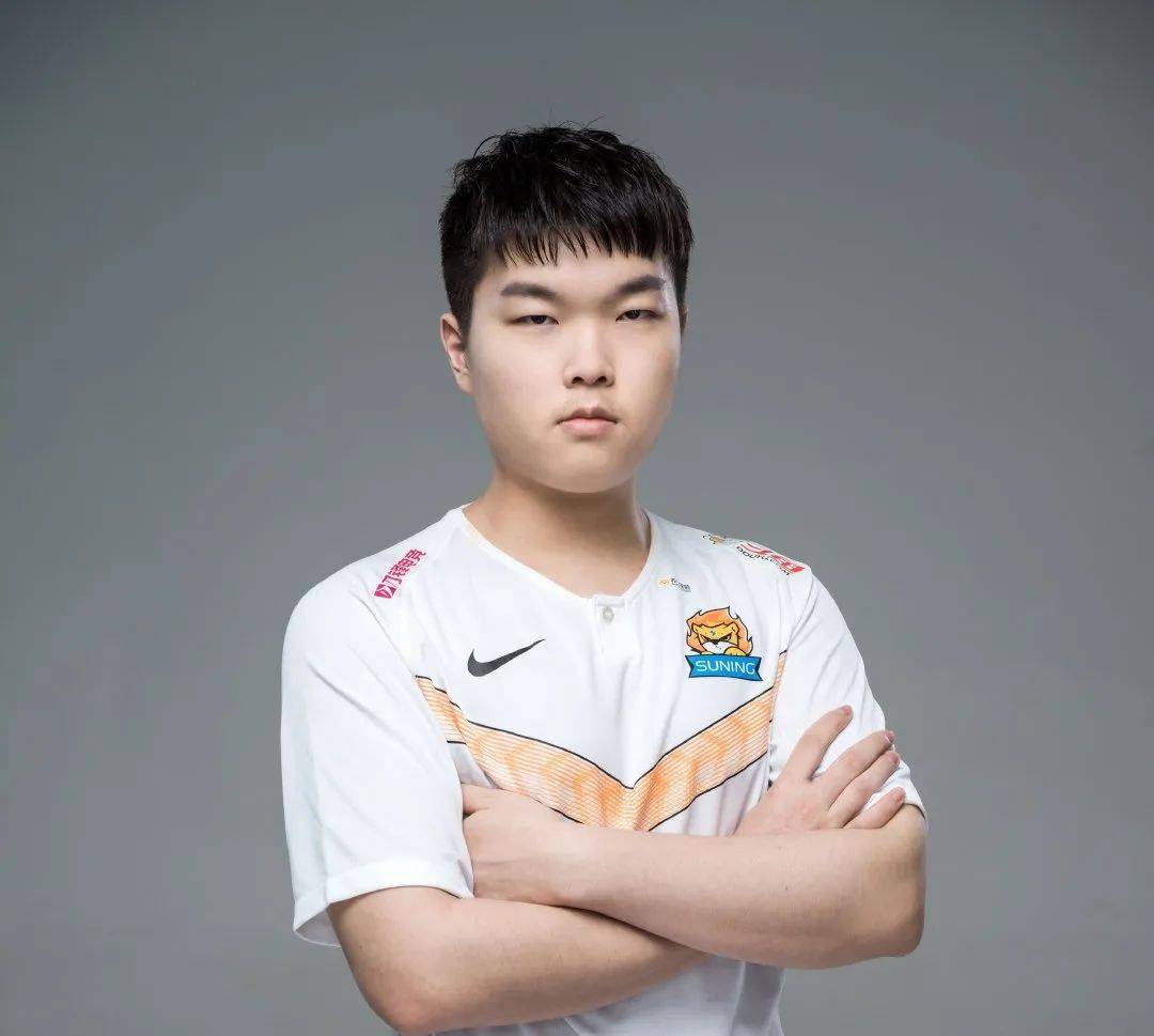 sn阿bin承包操作top5但大家都被他的面部表情吸引了