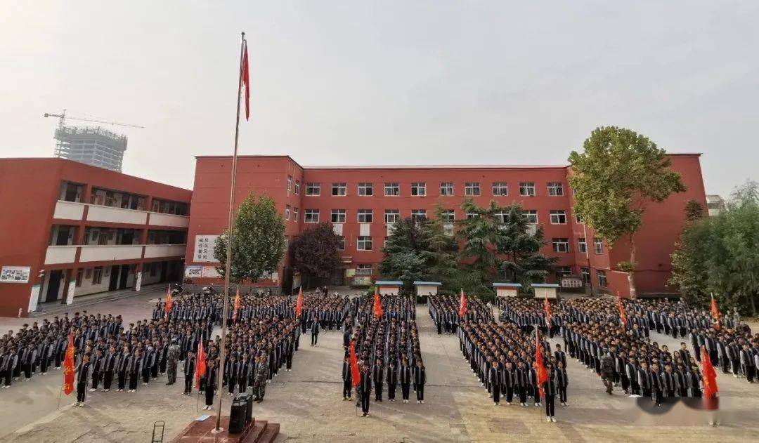 濮阳县兴濮中学2019级国防教育活动纪实