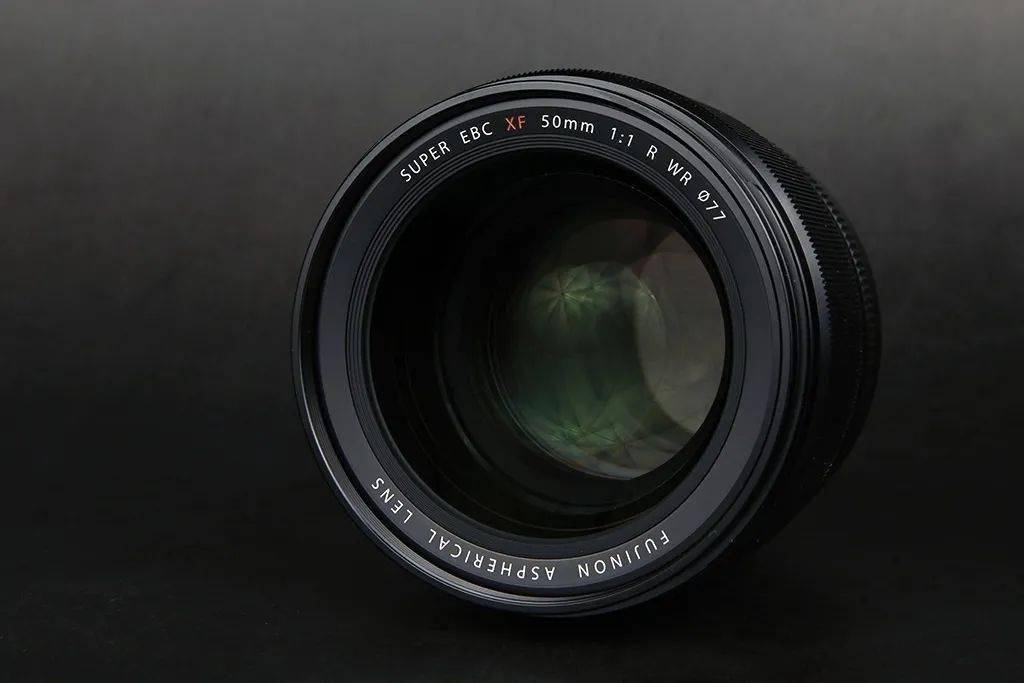 超浅景深忽略背景富士xf50mmf1镜头评测