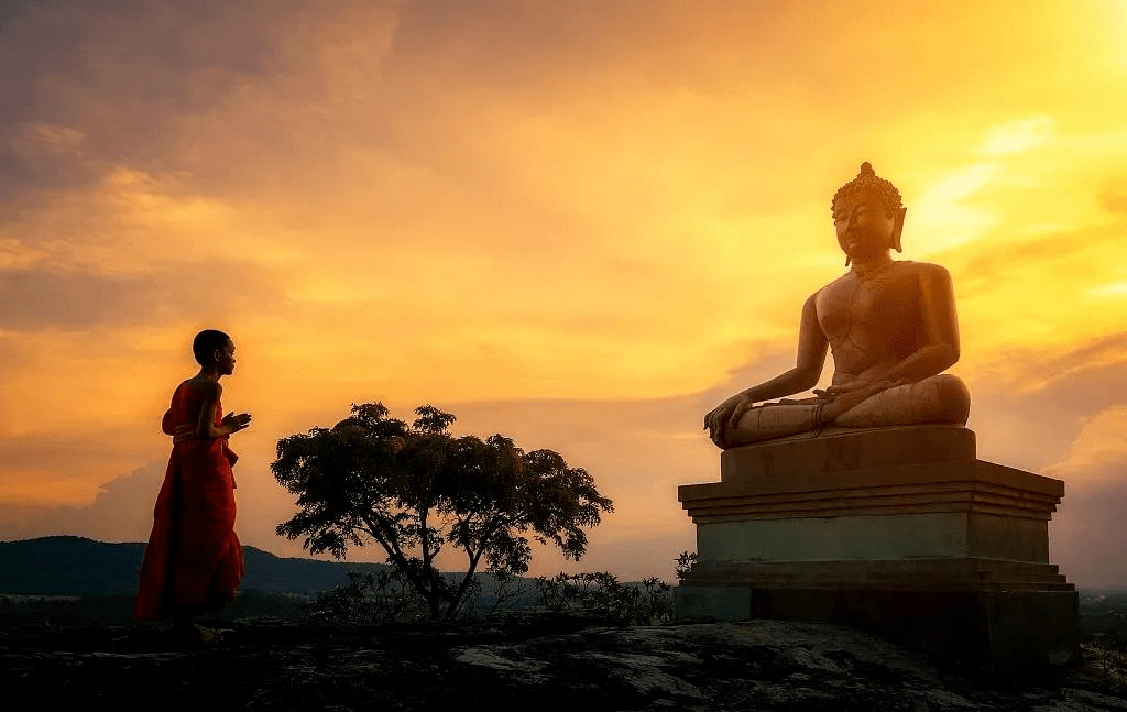 那是一种缥缈深远的佛学意境,是让人忘掉一切烦恼的秘境所在