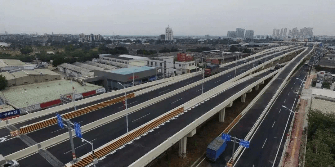 二,将于2020年10月16日凌晨0时至上午6时对西港高架桥,西港内河大桥全