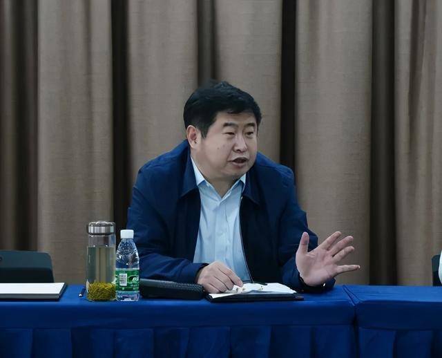 成都市第二人民医院在炉霍县开展精准扶贫督导活动