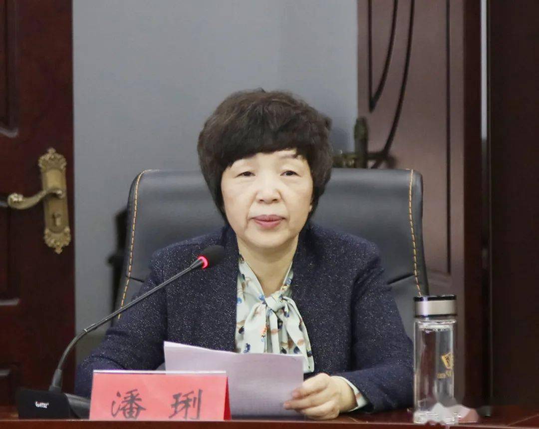 江西省林业科学院院长杨杰芳,副院长周诚,横峰县委书记饶清华,县委副