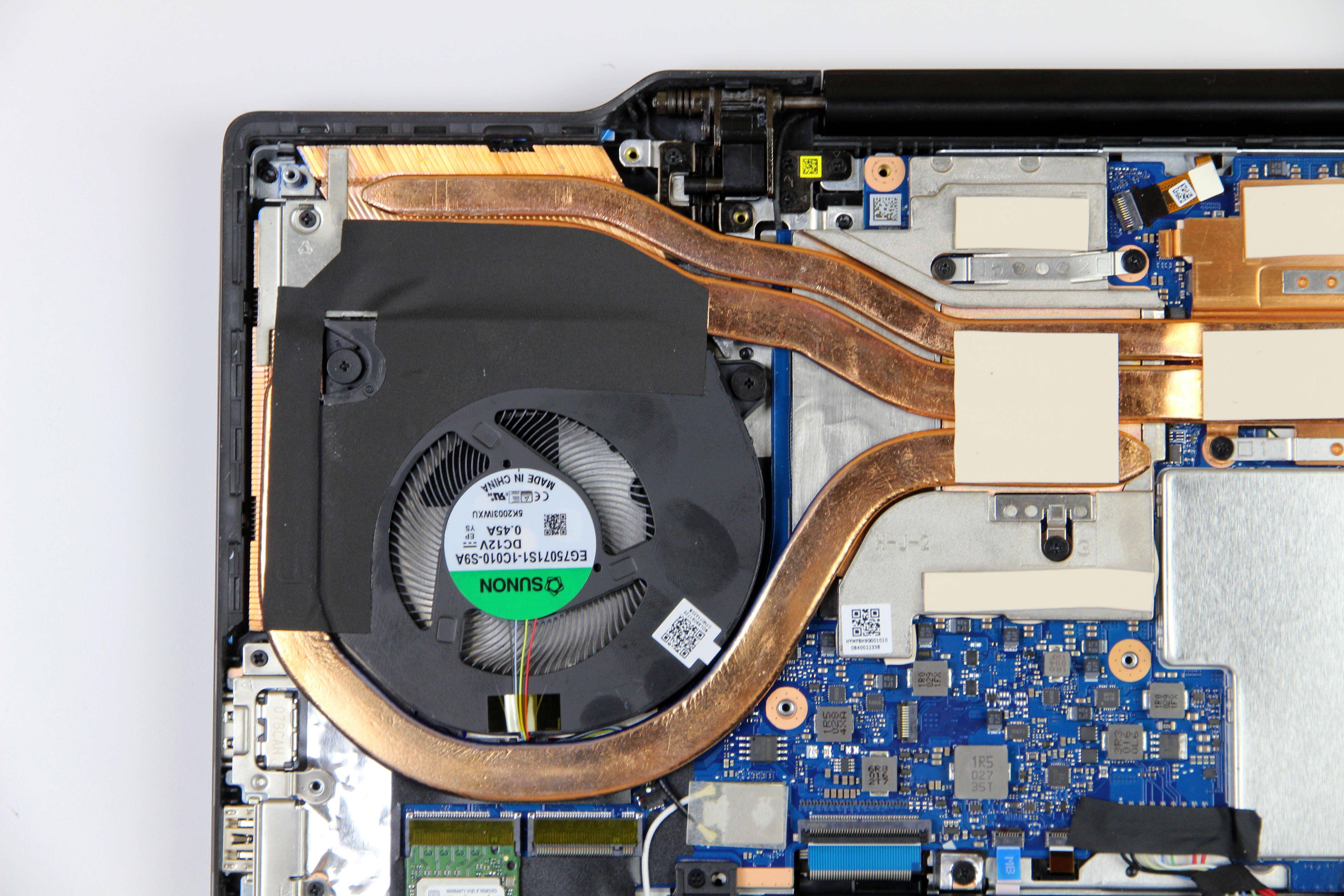 荣耀第一台游戏本荣耀猎人游戏本 v700到底性能如何?