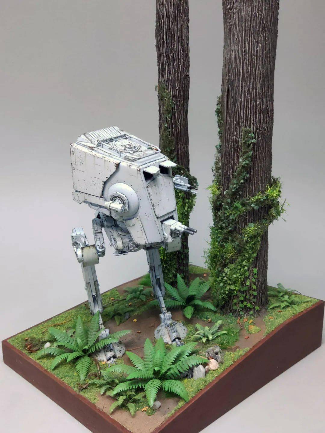 星球大战中的两脚金属巨兽atst