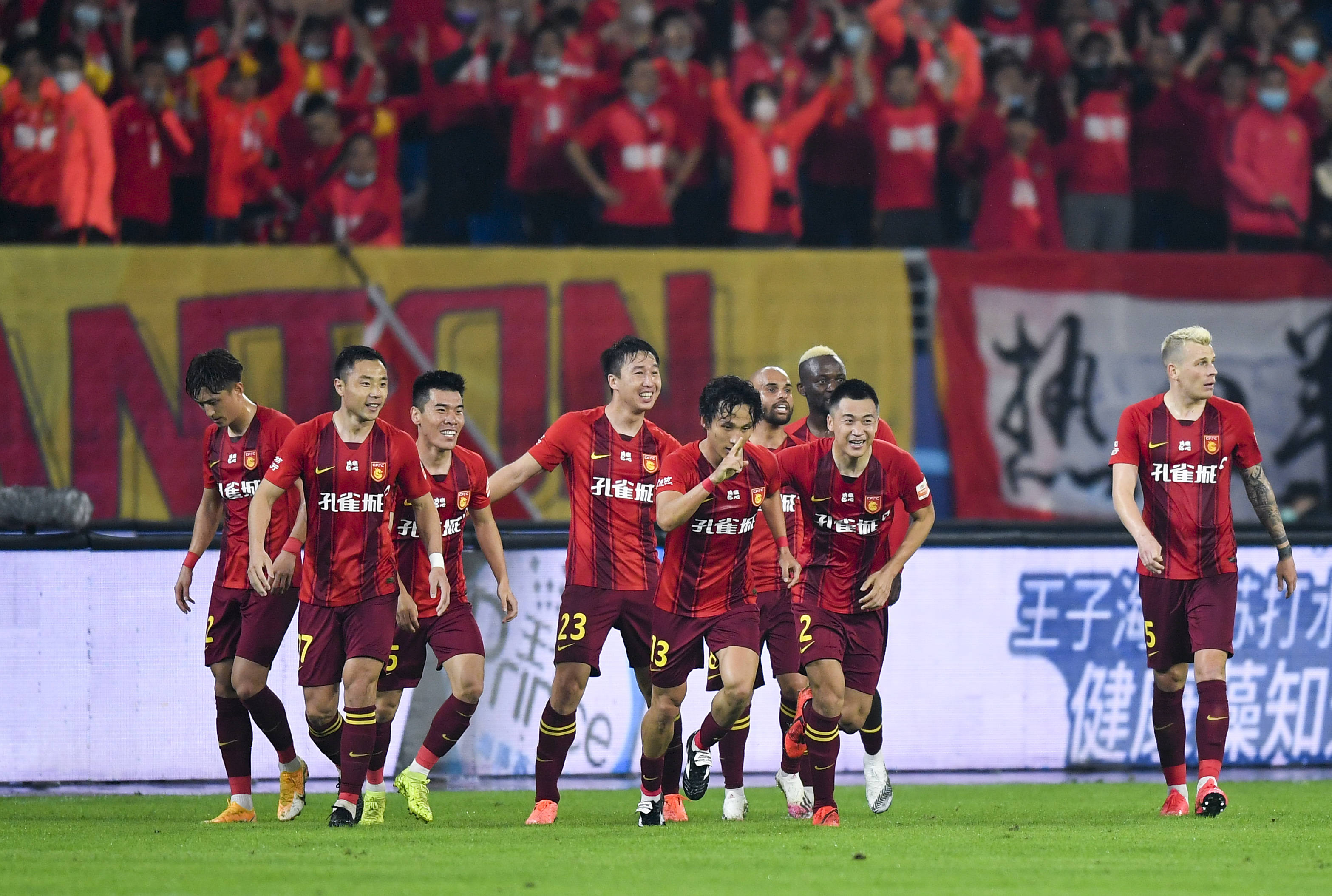 足球——中超:河北华夏幸福对阵广州恒大淘宝