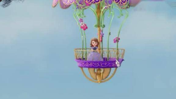 小公主苏菲亚苏菲亚坐在热气球里观看整个城堡