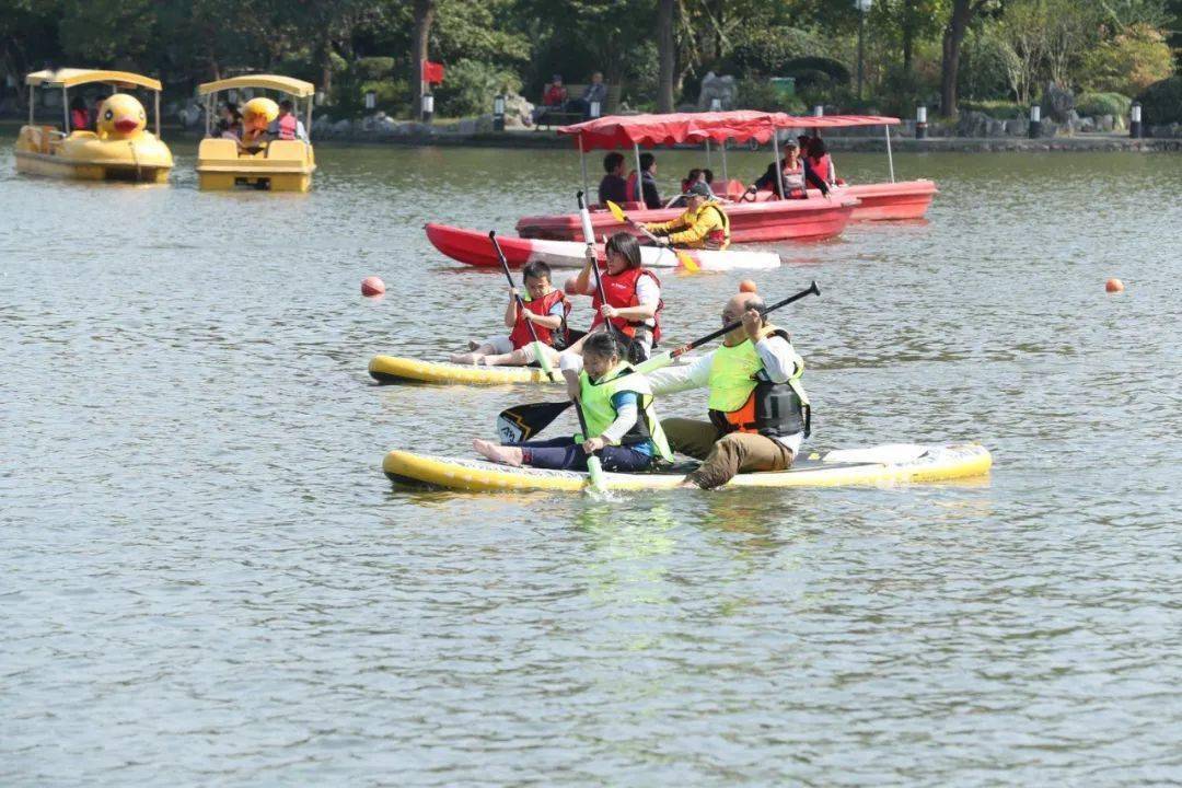 【小时候经常去划船的长风公园,现在又有了时尚的水上运动】
