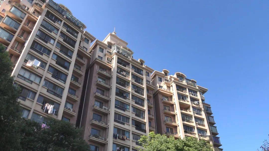 法拍房保利金爵浦东唐镇9143㎡品质住宅