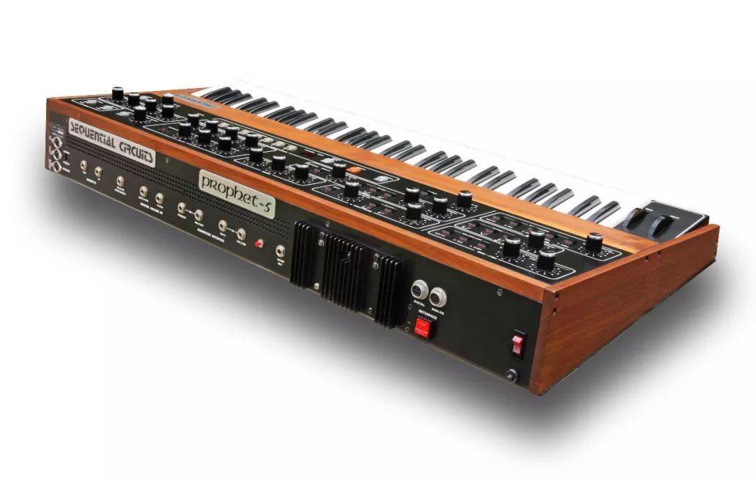 甜水网测评davesmithprophetx宣称是采样合成器的新定义