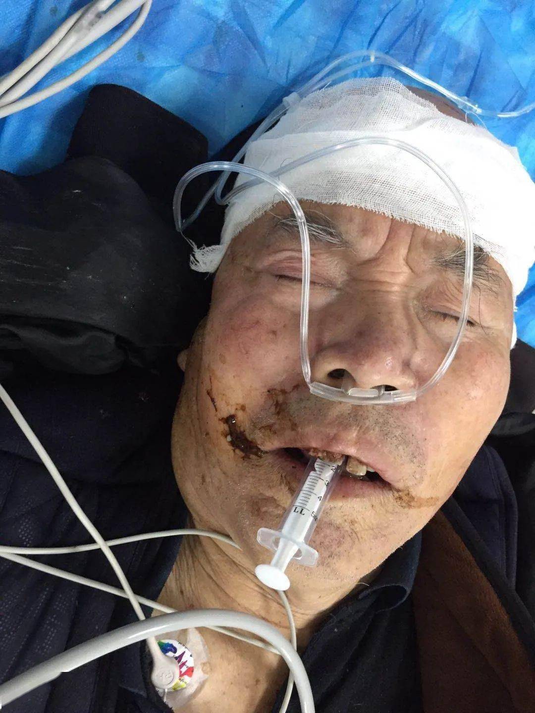 紧急扩散寻找交通事故伤者家属