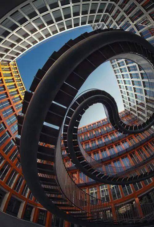 美学探究曲线美到底是一种什么样的美