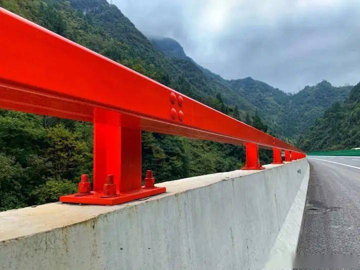 西镇高速公路通过交工验收, 即将实现全线通车!