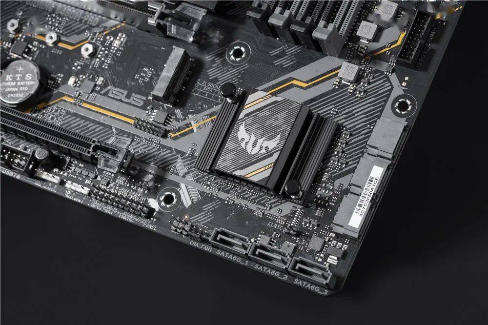 配置升级性能再突破,华硕tuf gaming b460m-pro 重炮手主板爆款来袭