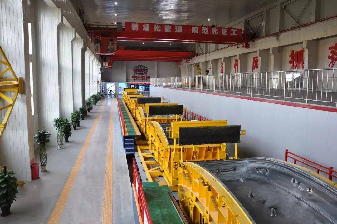 国内在建最大直径盾构隧道管片智能生产线正式投产