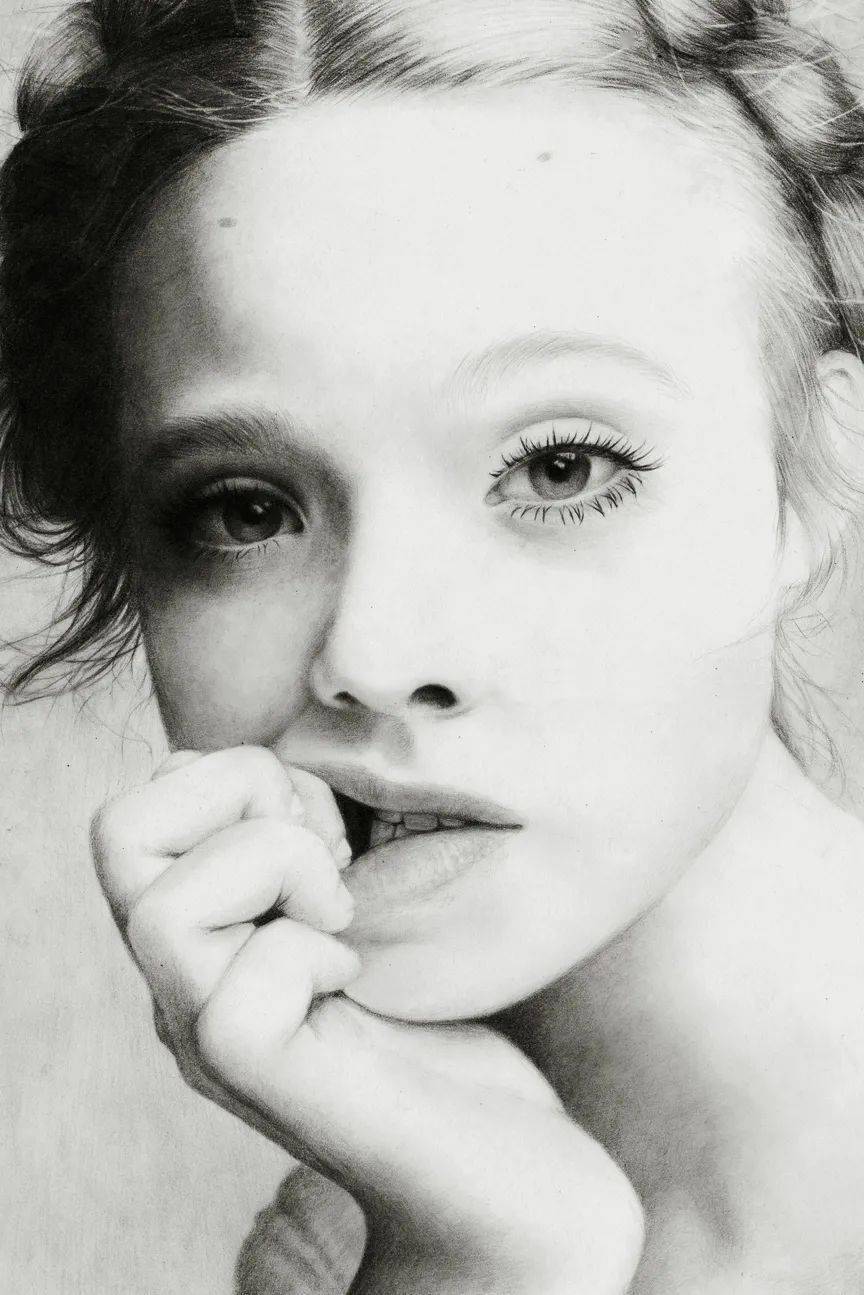 肖像素描画成这样,着实让人羡慕不已_手机搜狐网