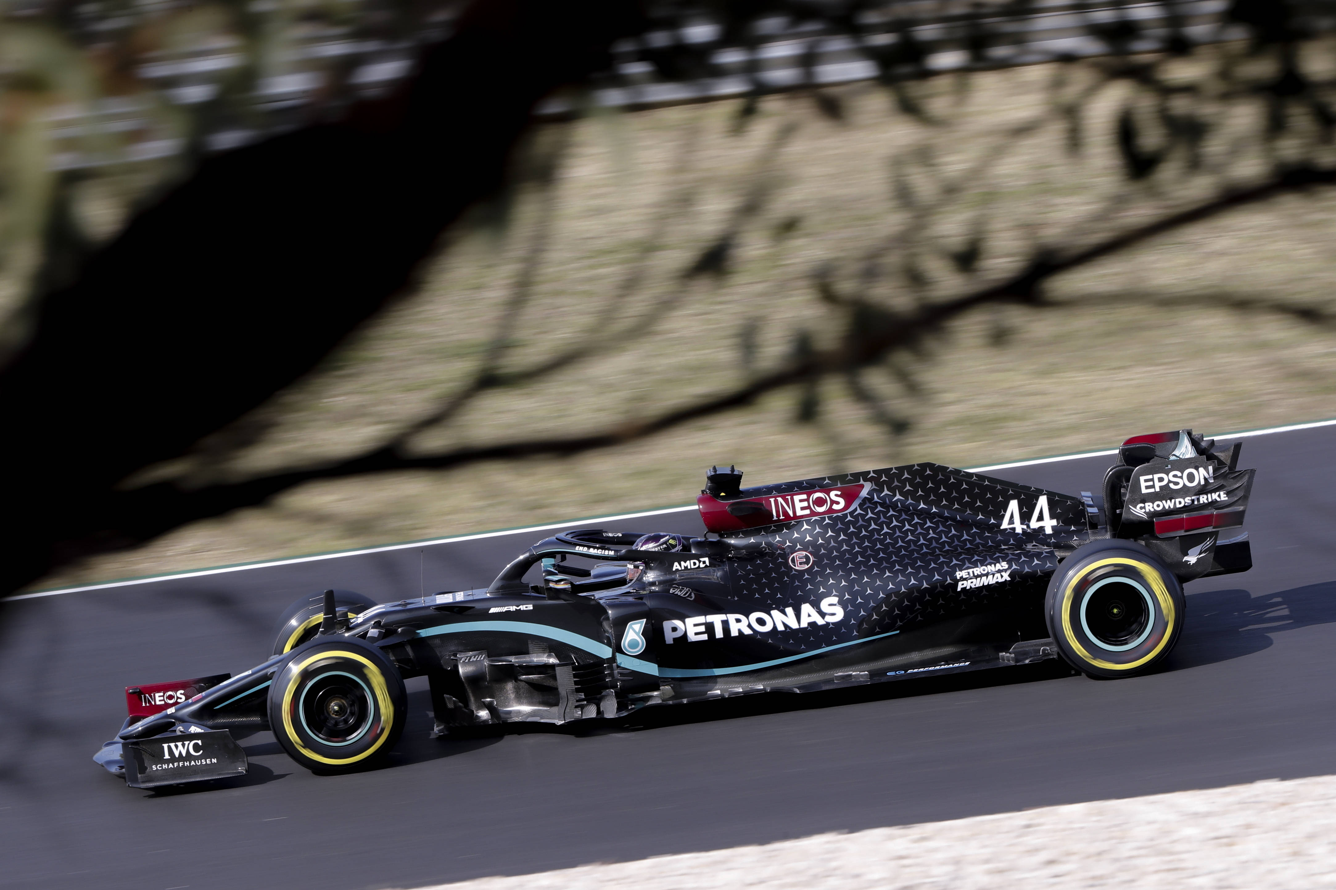 2020-10-25 11:32:51 赛车 / f1 新华社照片,外代,2020年10月25日 10