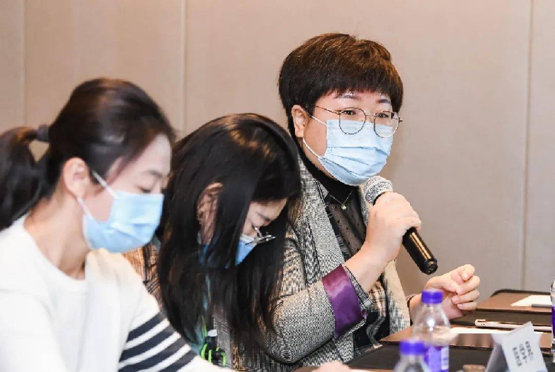 金秋聚京城,医媒面对面丨粉红十月关注乳腺癌媒体专家座谈会在北京顺利召开_疫情