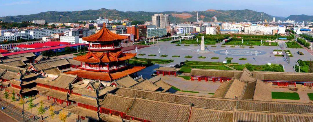 悦读| 阳光笑着走过我的村庄_华亭