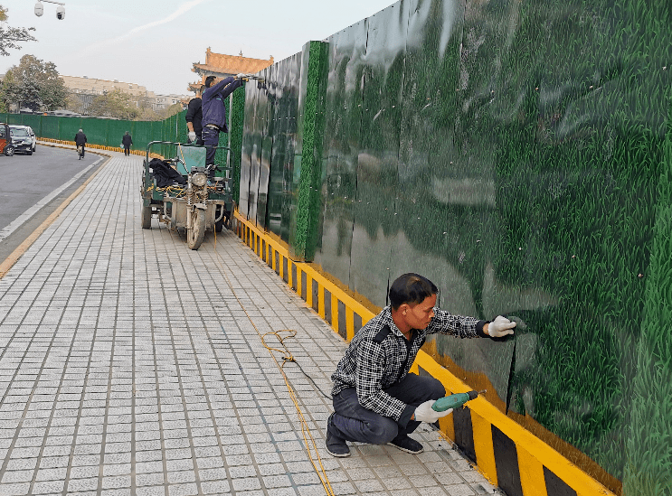 许昌一停车场开建将提供618个停车位