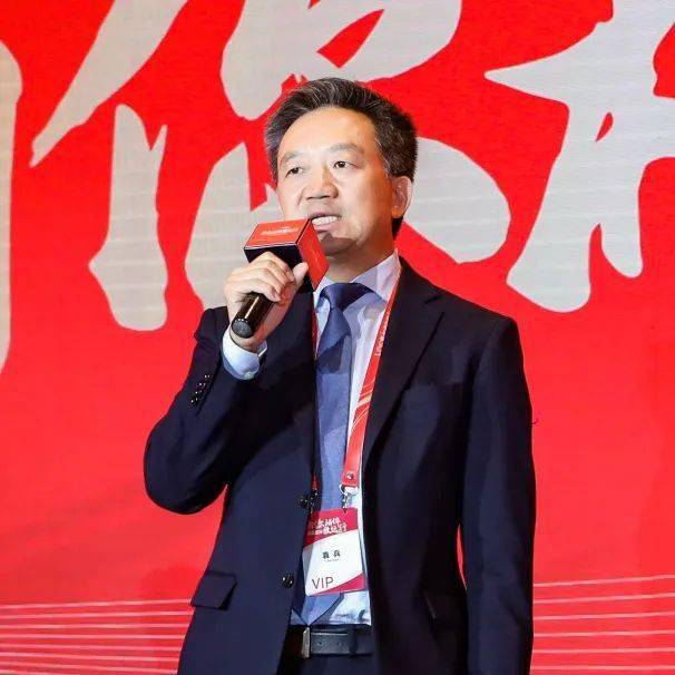 弘毅投资董事长,总裁赵令欢在视频致辞中表示:"先声药业是弘毅在医药