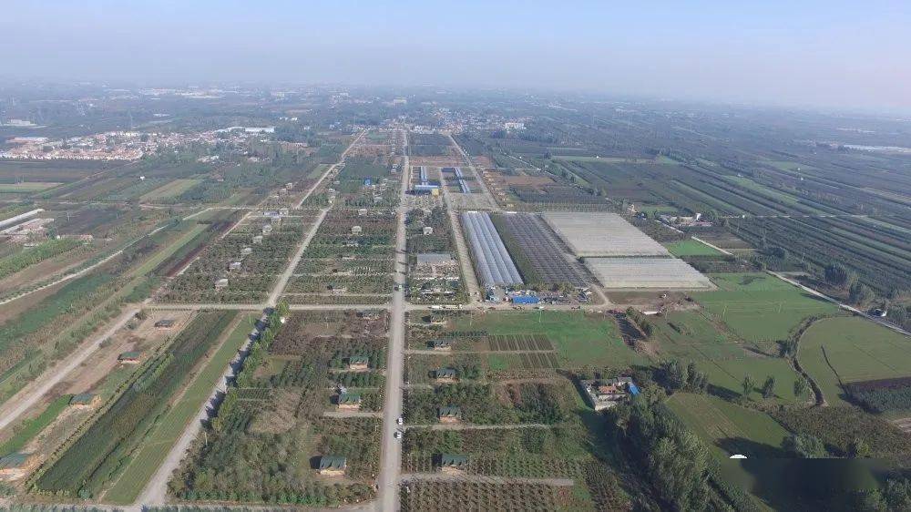 邱家店镇全力推进东部新城建设打通交通大动脉驶入快车道