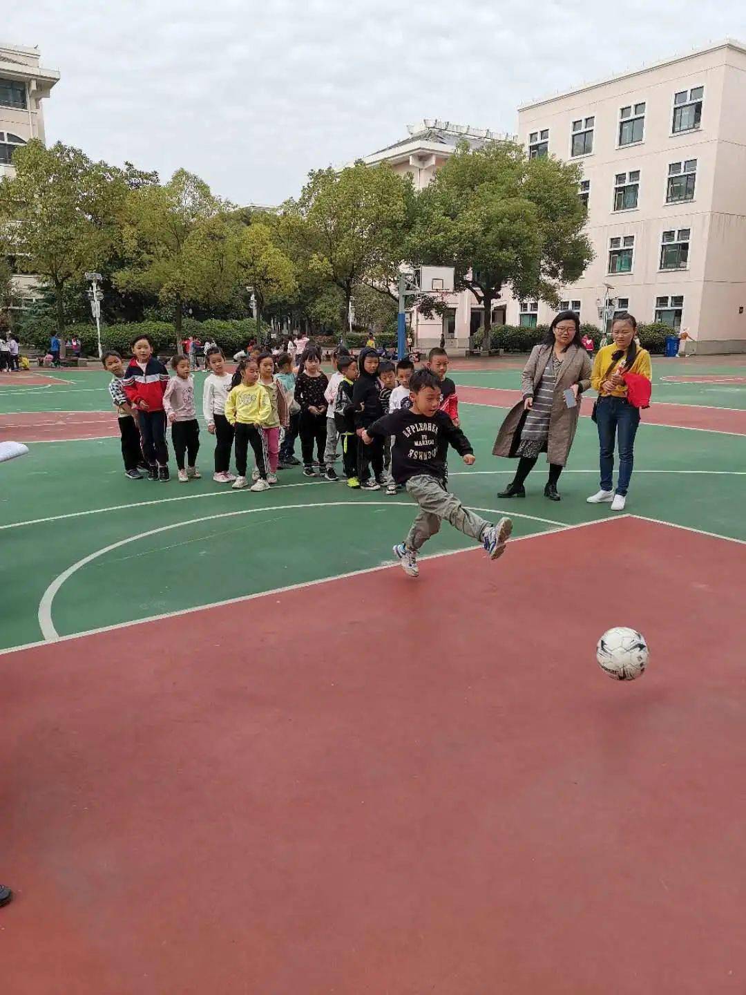 衢州新星小学:同学风华茂,运动正当时_项目