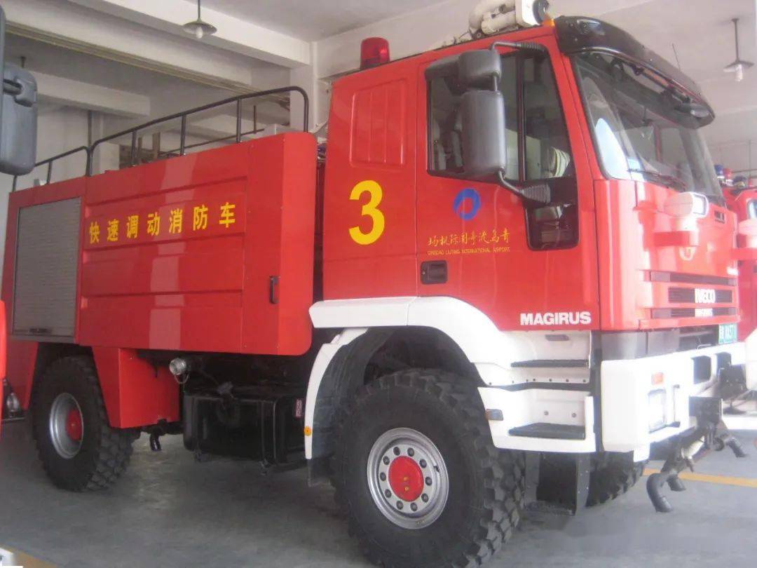 艾利逊自动变速箱 4x4驱动还是国六 陕汽x3000机场快调消防车底盘有点