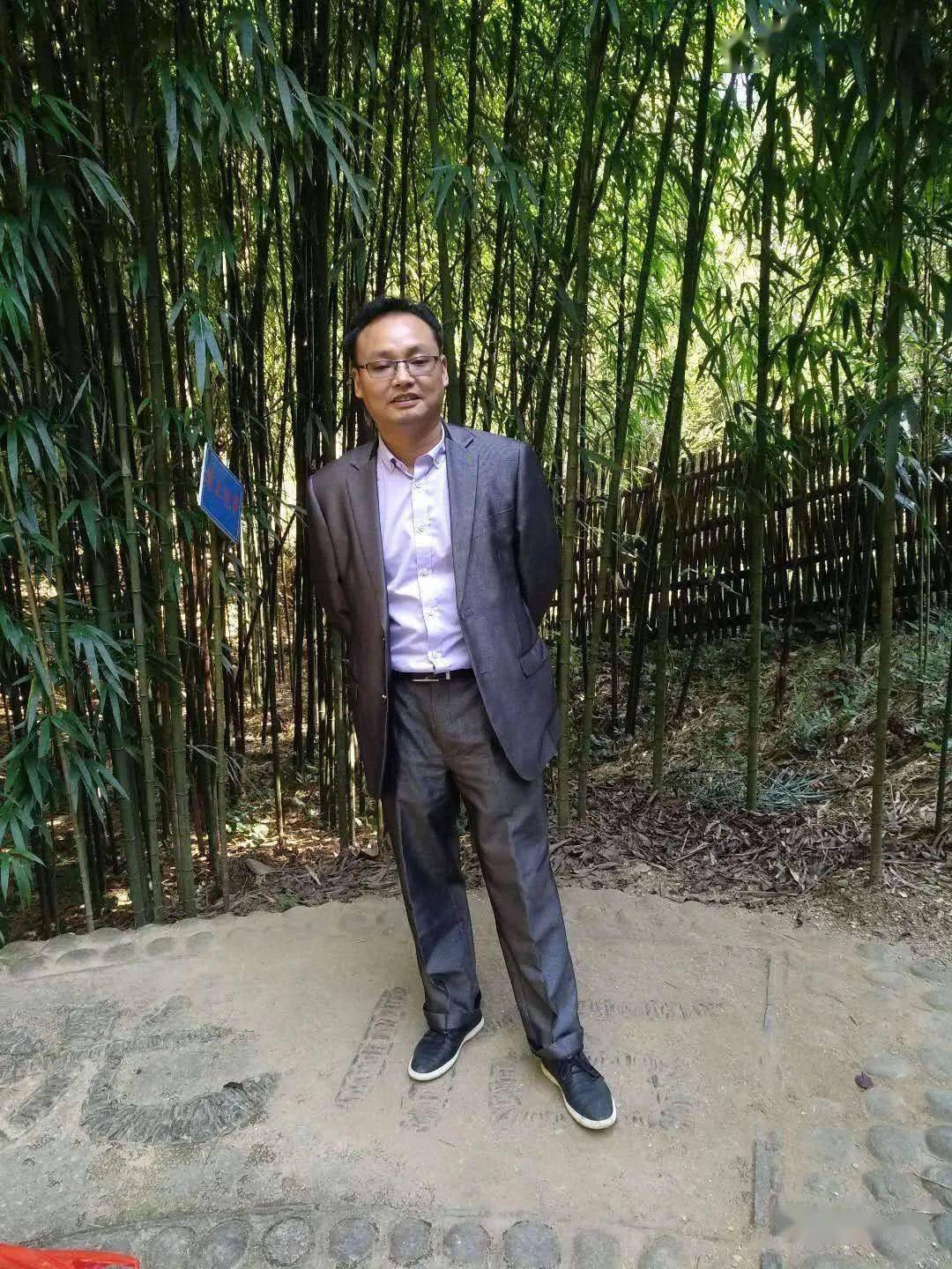 颁奖啦第二届赖清华奖教奖学金颁奖啦教师篇