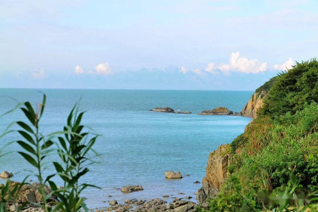 打开帐篷就能看海天一色薄刀嘴岛这个露营基地我要去