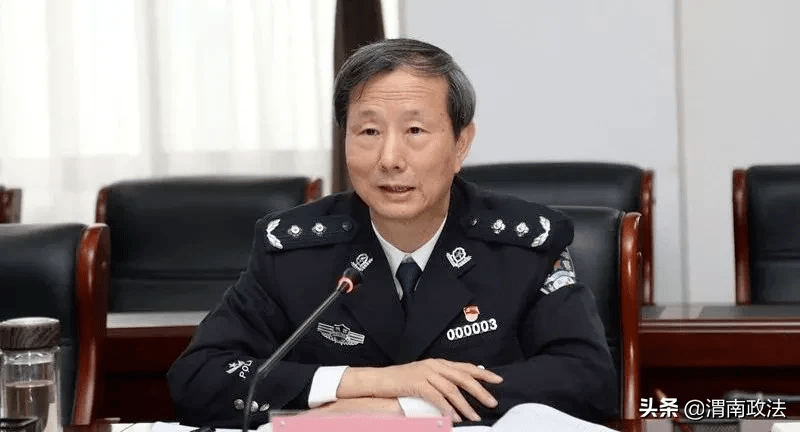 向书茂深入渭南调研指导教育整顿工作和应急装备储备库执法办案中心