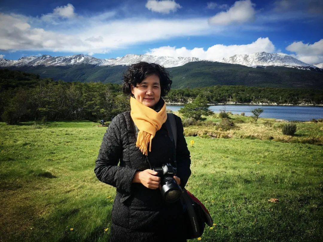 成都画院建院40周年艺术家风采展二十李青稞