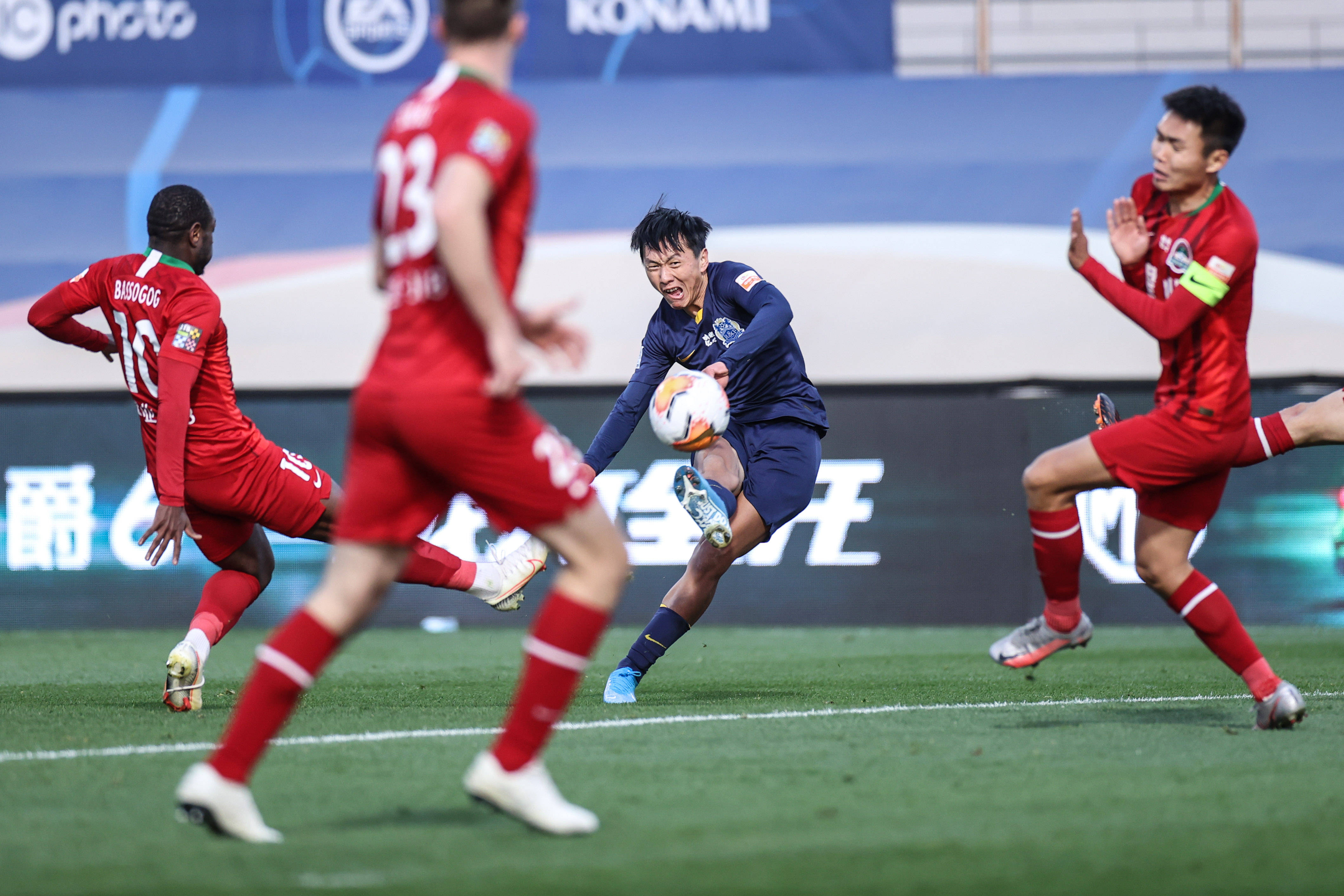 足球中超河南建业晋级