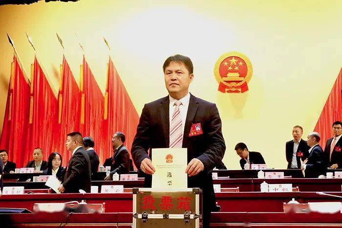 (覃雷)返回搜狐,查