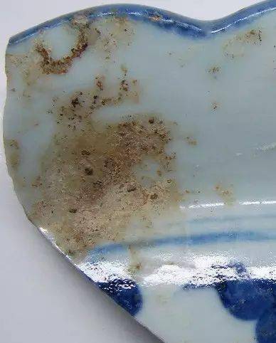 识别古瓷上的假土沁就用这几招