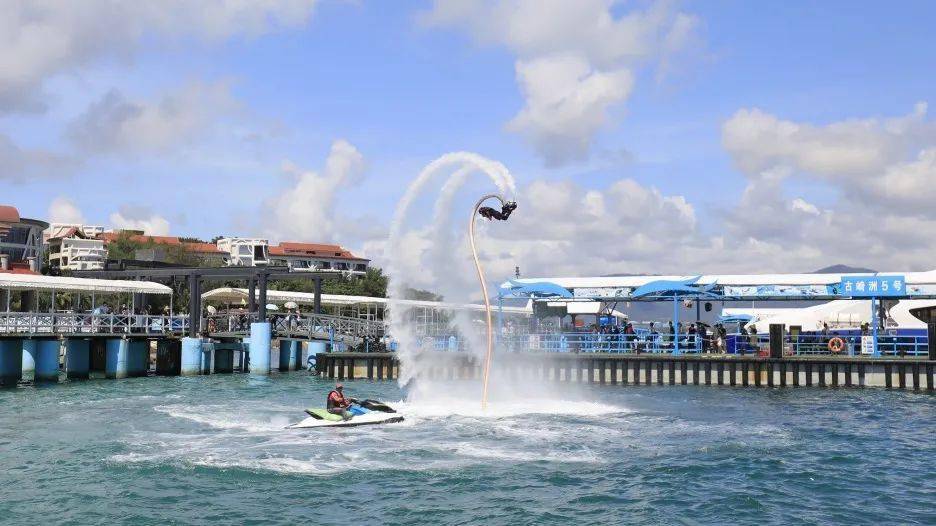 "抱团取暖"感受海面上迸发的热度大飞鱼,动感飞艇,香蕉船那就先来个