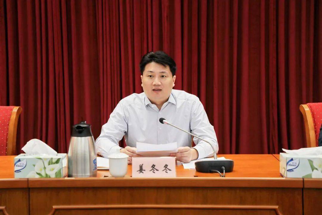 区领导顾军,孙萍,郝炳权,周艳,张伟