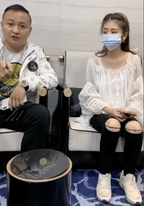 二子爷得罪大牌影星?二子爷新购蓝色劳斯莱斯!