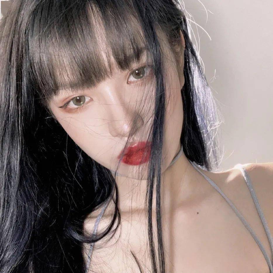 头像你一定要站在自己所热爱的世界里闪闪发光