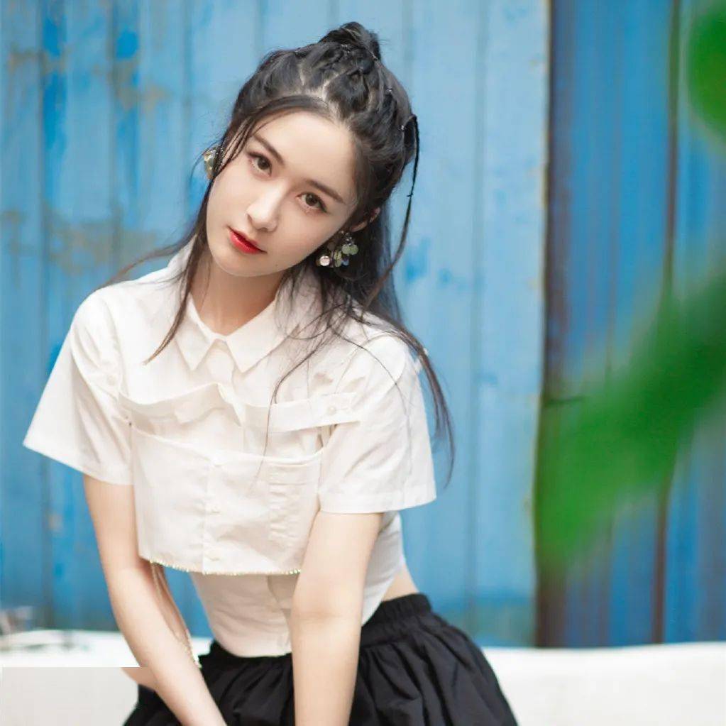 微信头像梁田eliza