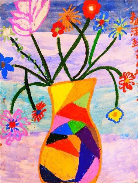 小画家:尹一泽年龄7岁作品名称:《插满鲜花的瓶子》儿童创意思维画