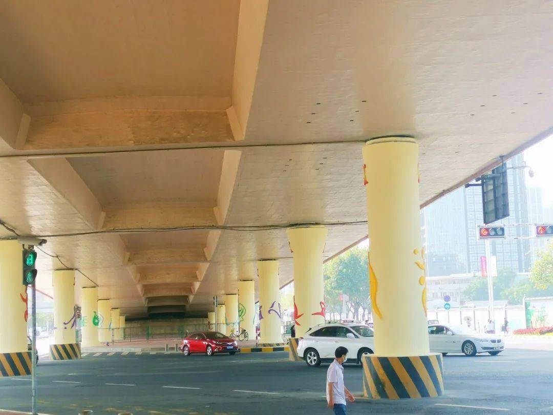 【城记】赏心悦目!番禺大道罗家高架桥桥墩容貌焕然一新