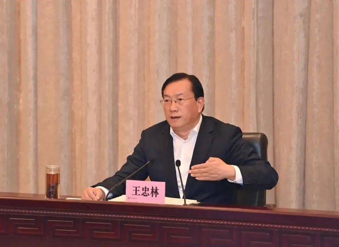 王忠林部署疫情防控:防疫成果来之不易,工作还要抓严抓细抓实_手机